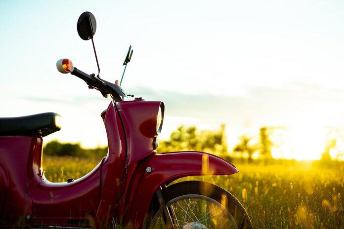 Motocykl na firmę - Czy przedsiębiorca może kupić i użytkować w firmie motocykl?